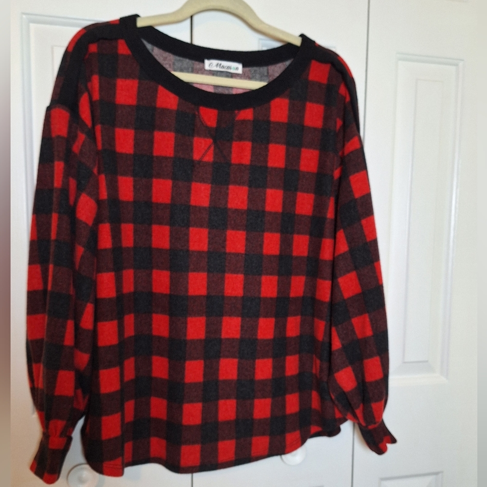 MACARON Red and Black Checkered Top
